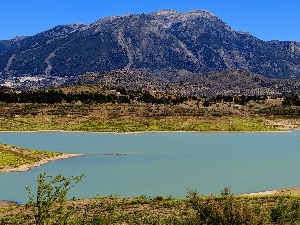 Vinuela Reservoir views