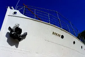 Bow of the steamship Bakar